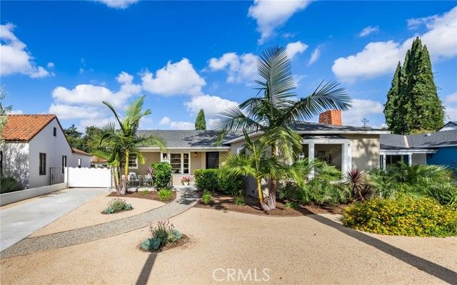 2324 N Riverside, Santa Ana, CA 92706