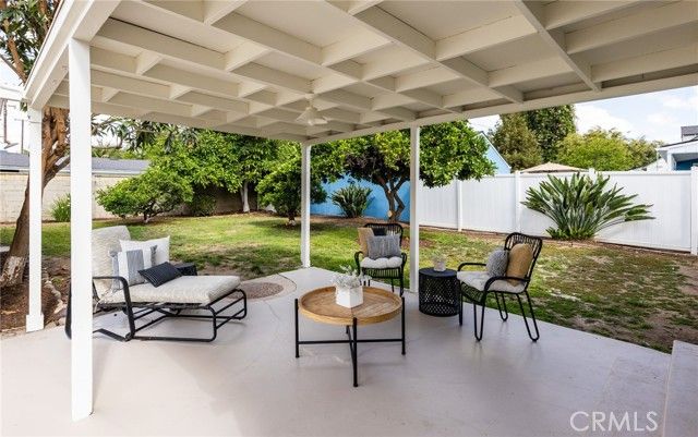 2324 N Riverside, Santa Ana, CA 92706