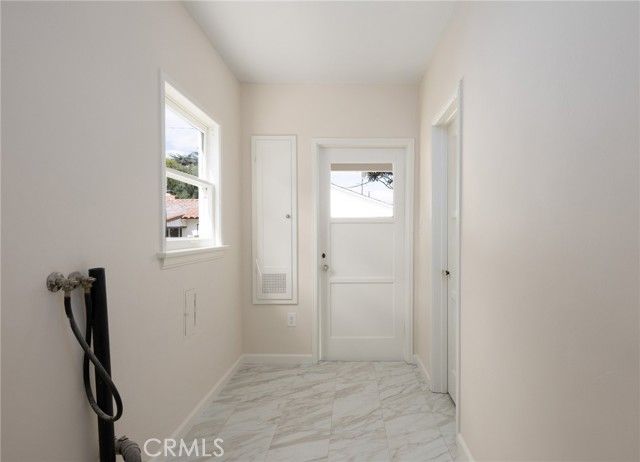 2324 N Riverside, Santa Ana, CA 92706