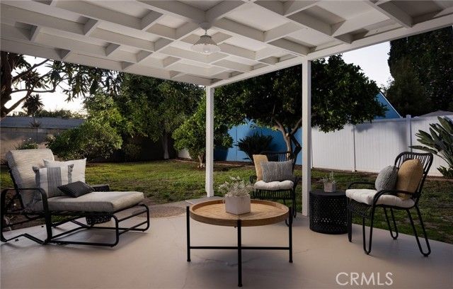2324 N Riverside, Santa Ana, CA 92706