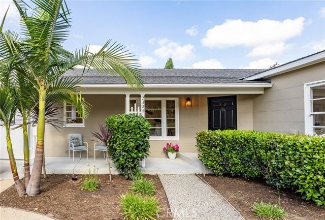 2324 N Riverside, Santa Ana, CA 92706
