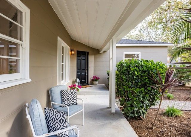 2324 N Riverside, Santa Ana, CA 92706