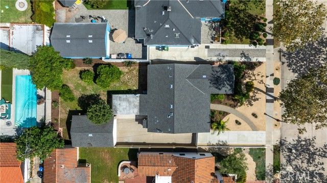 2324 N Riverside, Santa Ana, CA 92706