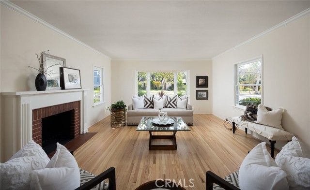 2324 N Riverside, Santa Ana, CA 92706