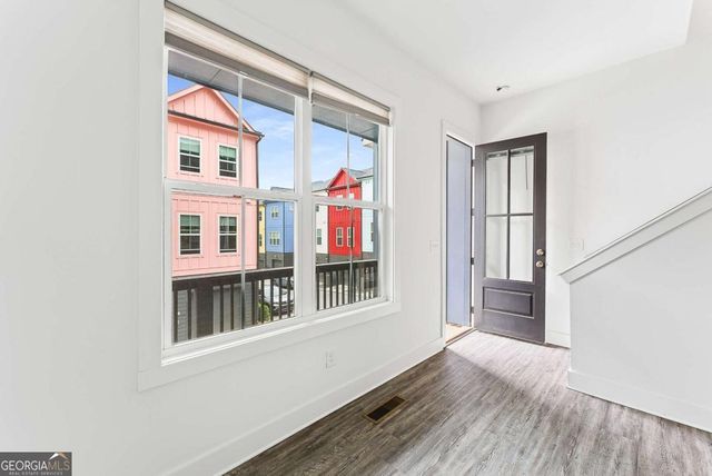 140 COLOR Circle, Atlanta, GA 30317