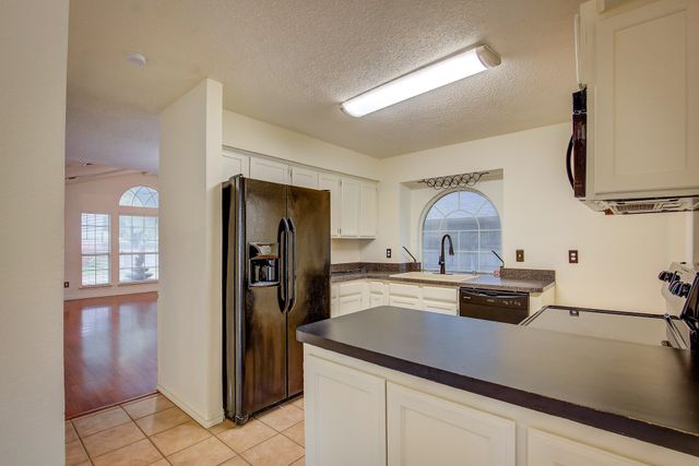 230 Brittany Drive, Euless, TX 76039