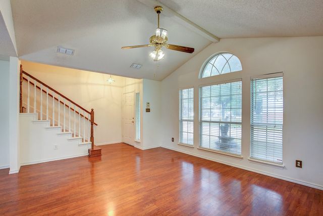 230 Brittany Drive, Euless, TX 76039