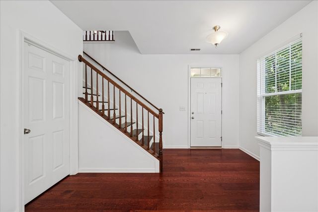 6N365 Whitmore Circle A, St. Charles, IL 60174