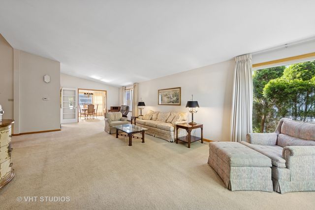 506 S Charleton Street, Willow Springs, IL 60480