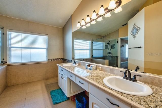 1304 GANGPLANK DRIVE, Valrico, FL 33594