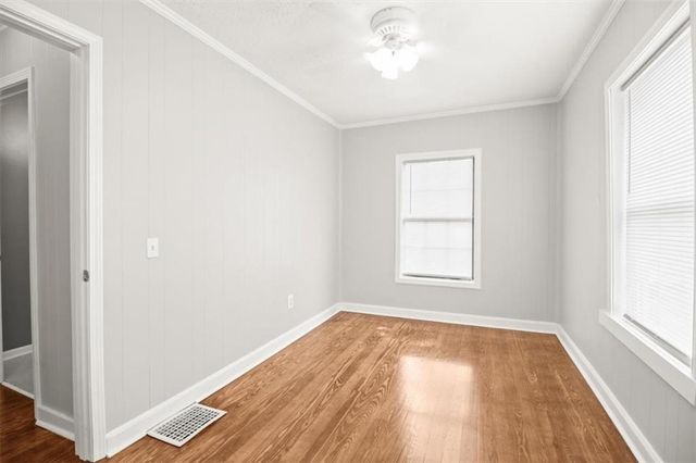 1409 S Kings Highway, Independence, MO 64055