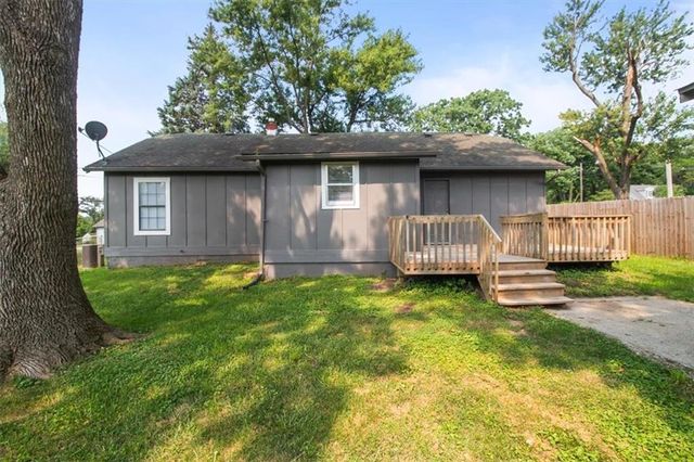 1409 S Kings Highway, Independence, MO 64055