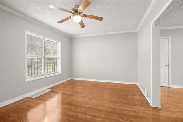 1409 S Kings Highway, Independence, MO 64055