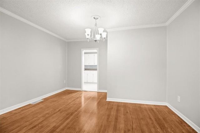 1409 S Kings Highway, Independence, MO 64055