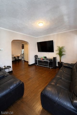 252 Clark Pl, Elizabeth City, NJ 07206