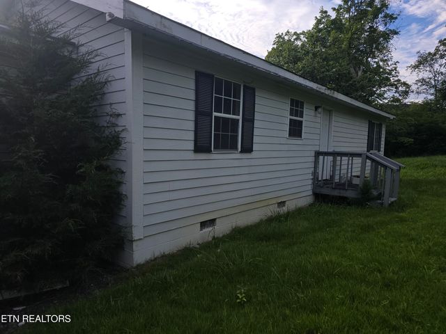 404 Cedar Fork Road, Tazewell, TN 37879