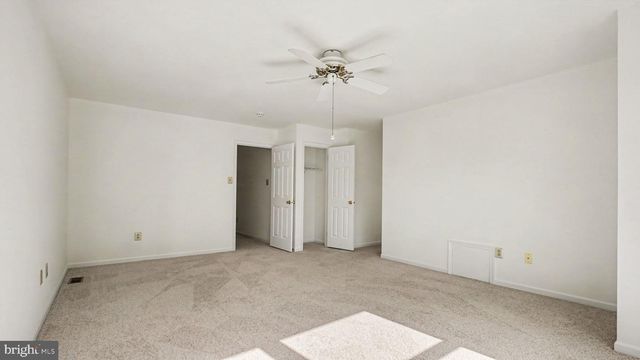 554 GREENWOOD CT, Harleysville, PA 19438