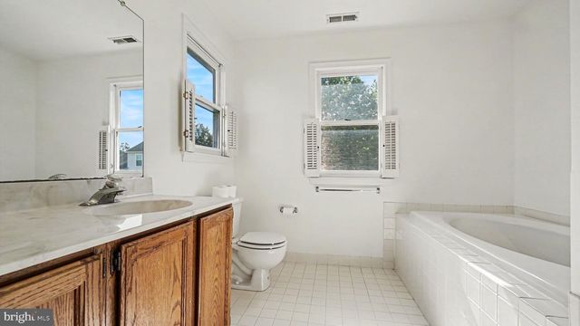 554 GREENWOOD CT, Harleysville, PA 19438