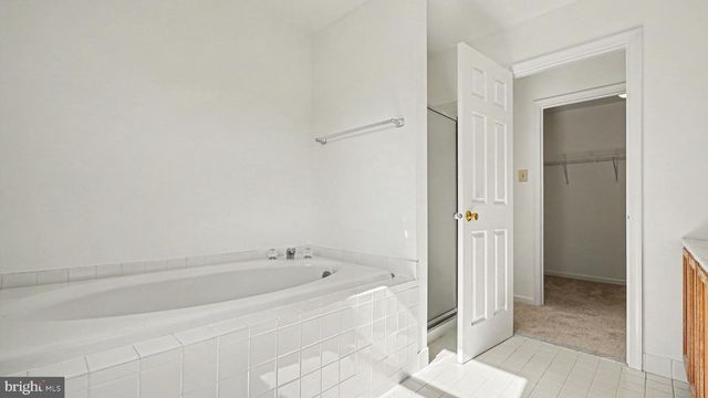 554 GREENWOOD CT, Harleysville, PA 19438