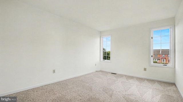 554 GREENWOOD CT, Harleysville, PA 19438