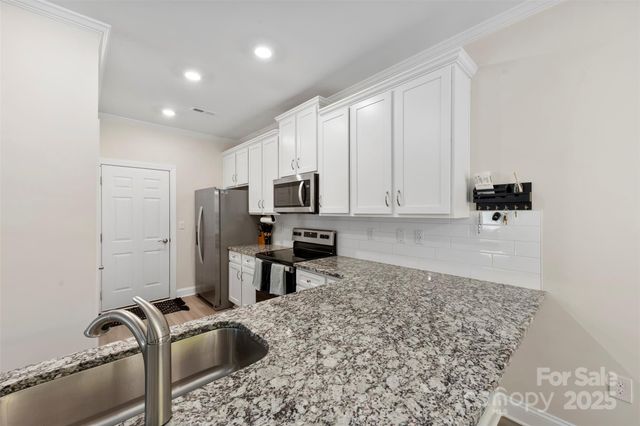 128 N Sina Street, Troutman, NC 28166