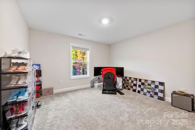 128 N Sina Street, Troutman, NC 28166