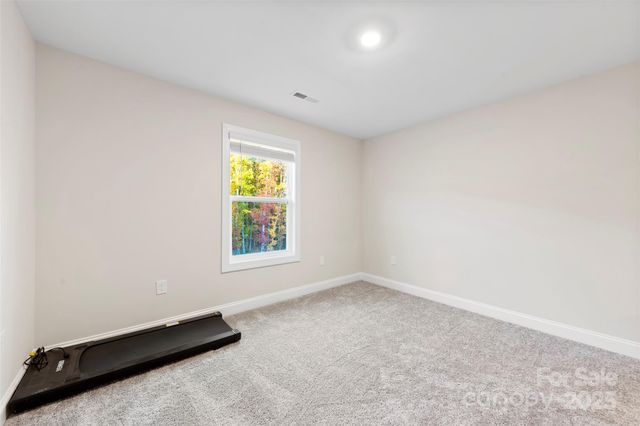 128 N Sina Street, Troutman, NC 28166