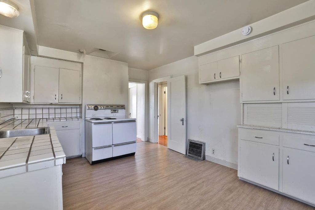 property-img