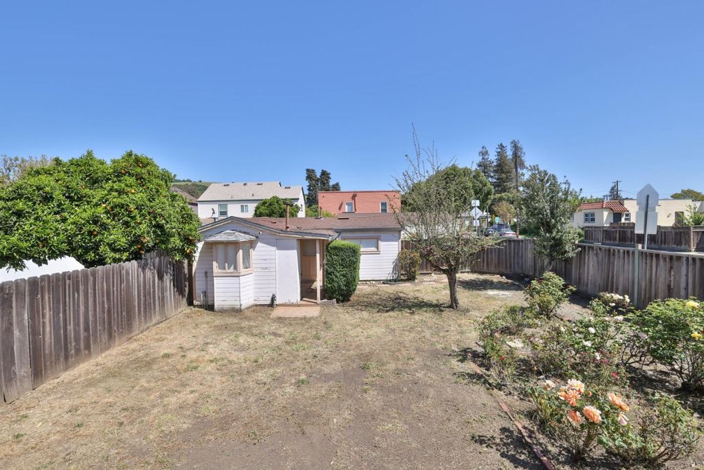 property-img