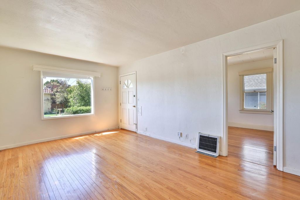 property-img