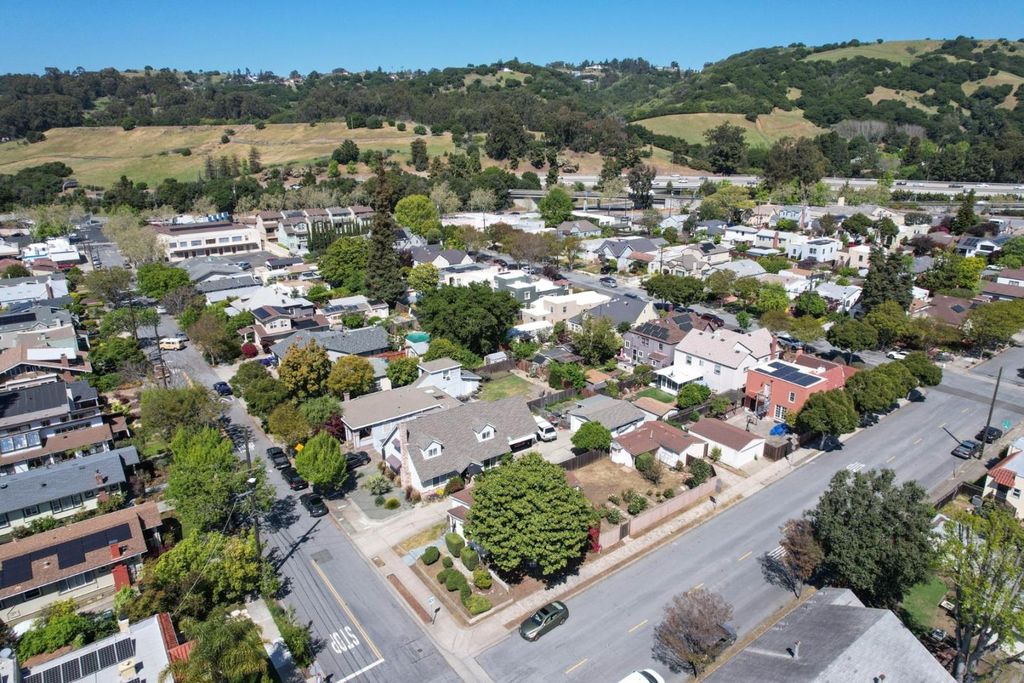 property-img