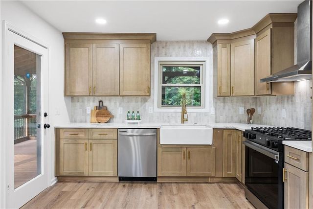 3184 Creek Drive, Marietta, GA 30062