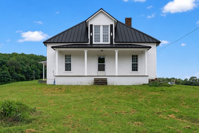 4225 New Harmony Rd, Hartsville, TN 37074