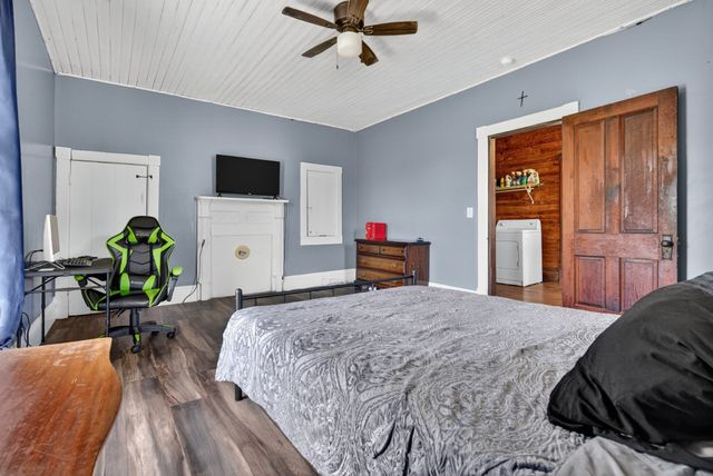 4225 New Harmony Rd, Hartsville, TN 37074