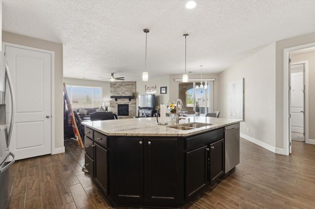 1803 Truchas Peak Trail NE, Rio Rancho, NM 87144