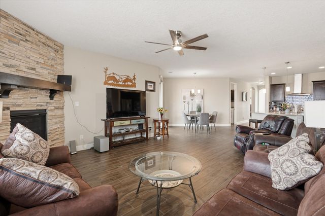 1803 Truchas Peak Trail NE, Rio Rancho, NM 87144