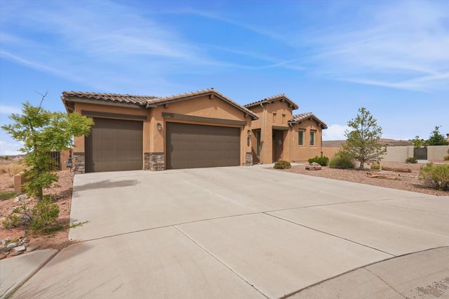 1803 Truchas Peak Trail NE, Rio Rancho, NM 87144