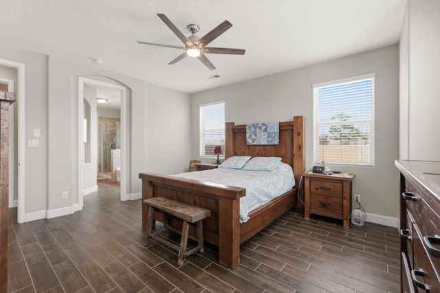 1803 Truchas Peak Trail NE, Rio Rancho, NM 87144