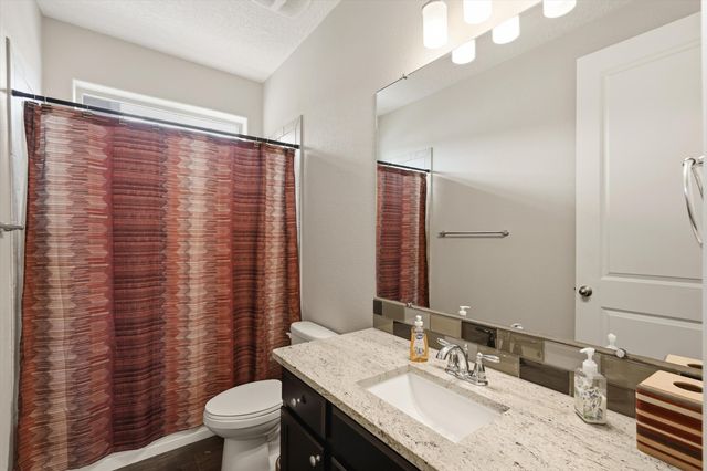 1803 Truchas Peak Trail NE, Rio Rancho, NM 87144