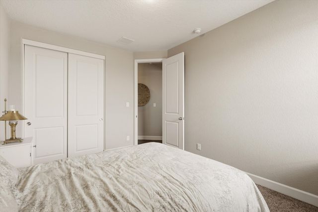 1803 Truchas Peak Trail NE, Rio Rancho, NM 87144