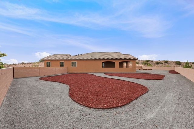 1803 Truchas Peak Trail NE, Rio Rancho, NM 87144