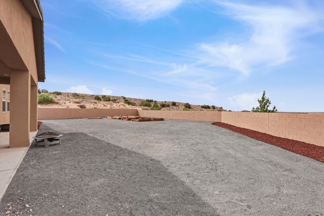 1803 Truchas Peak Trail NE, Rio Rancho, NM 87144
