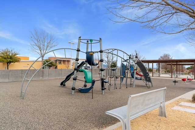 1803 Truchas Peak Trail NE, Rio Rancho, NM 87144