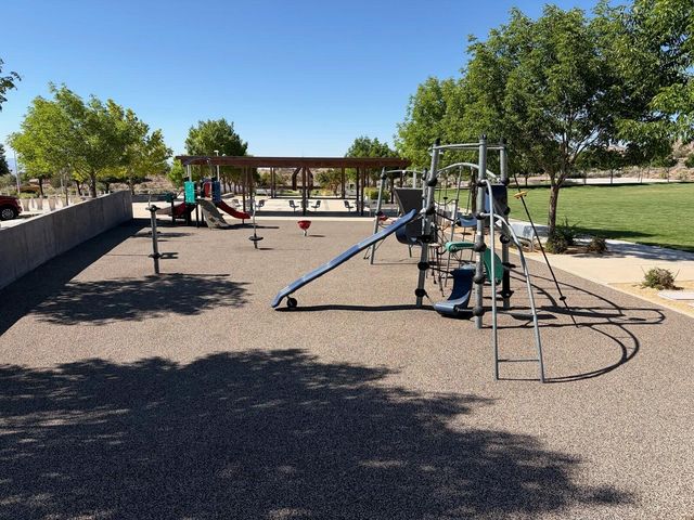 1803 Truchas Peak Trail NE, Rio Rancho, NM 87144