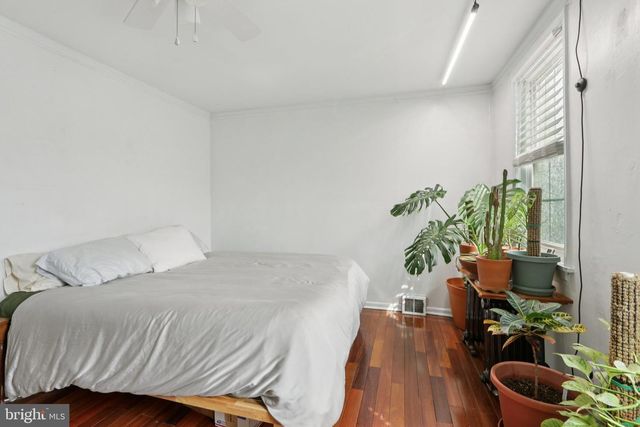 2438 TULIP ST, Philadelphia, PA 19125