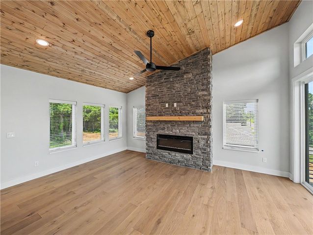 6 Francis Drive, Bella Vista, AR 72715