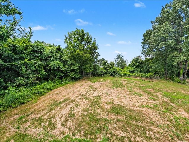 6 Francis Drive, Bella Vista, AR 72715