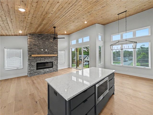 6 Francis Drive, Bella Vista, AR 72715