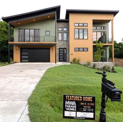6 Francis Drive, Bella Vista, AR 72715