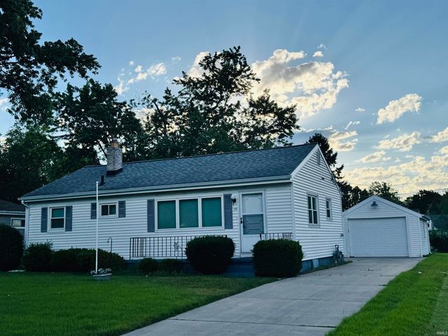 54668 28th Street, South Bend, IN 46635